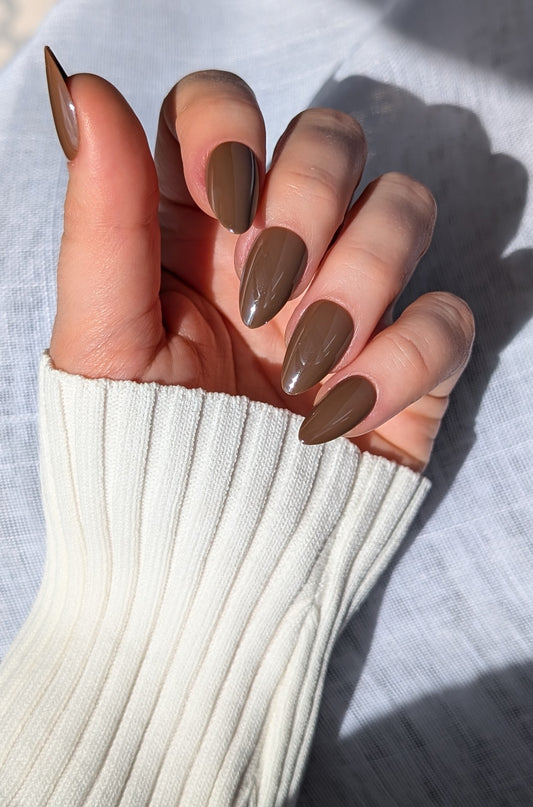 Mocha Couture | Short Almond