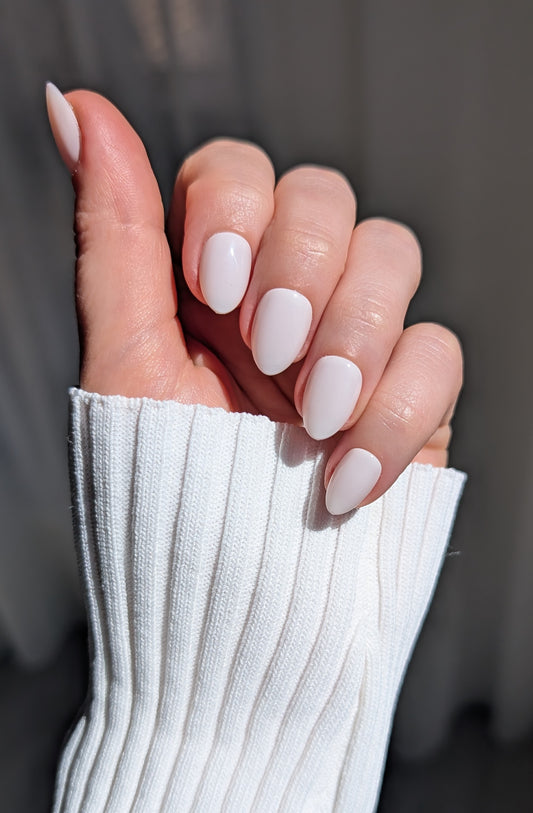 Milky | Extra Short Almond